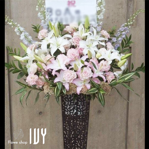 【花事例066】BOA様 NHKホール 公演祝いで届けたスタンド花