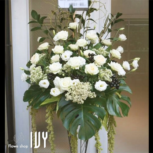 【花事例169】ビューティサロンL様 渋谷区代官山 オープン御祝い開店祝いで届けたスタンド花