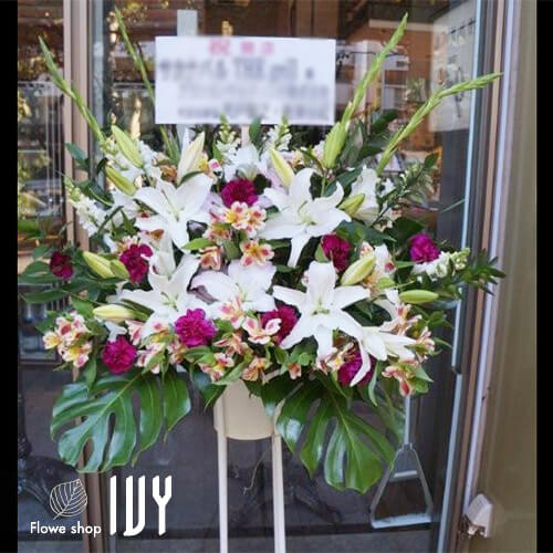 【花事例119】サカナバルTHEgril様 港区六本木THE ROPPONGI TOKYO 開店祝いで届けたスタンド花